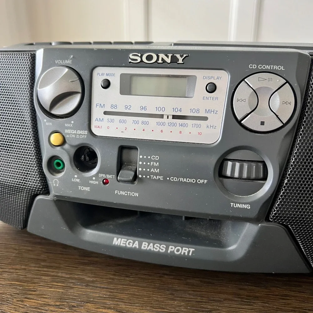Sony CFD-V17 CD Radio‎ Cassette-Corder Portable Boombox AM FM Grey Stereo Player